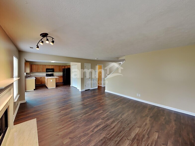 Building Photo - 3333 Cain Harbor Dr