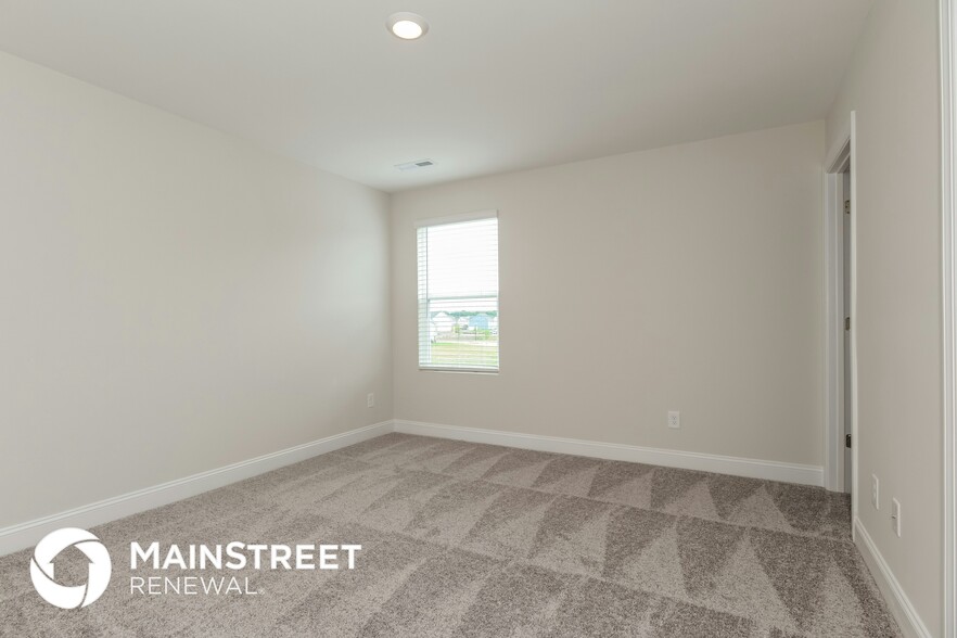 Building Photo - 2118 Moselle Dr