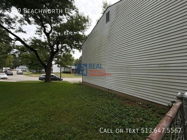 Building Photo - 3299 Beachworth Dr