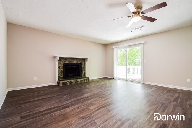 Building Photo - 3900 Dalhouise Ln