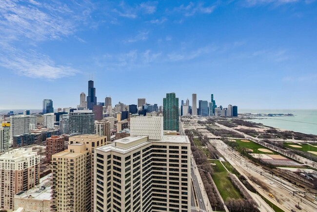 Building Photo - 1160 S Michigan Ave