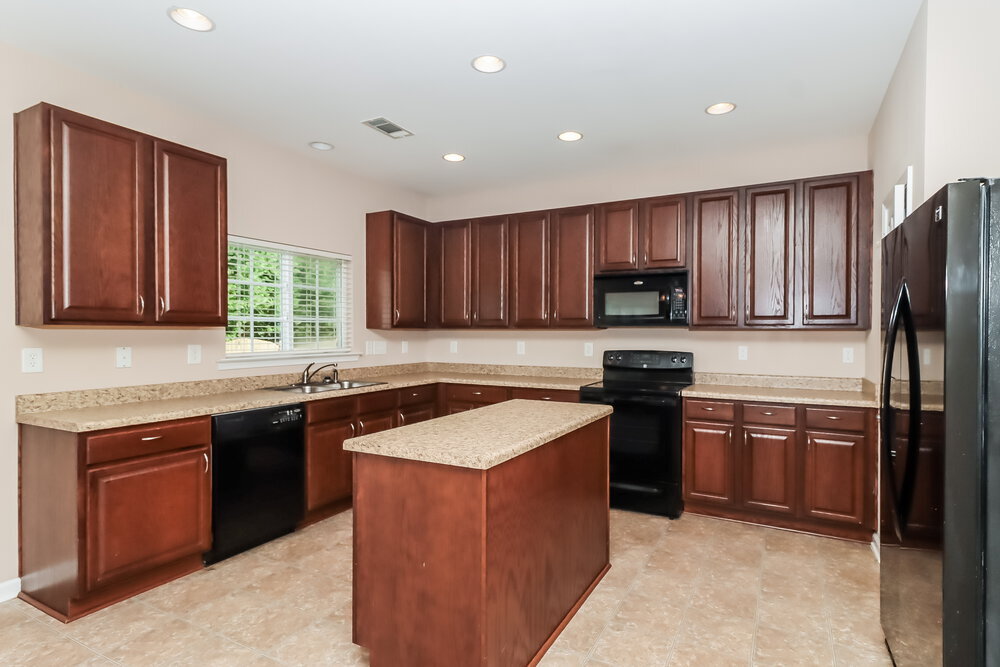 Building Photo - 6510 Ridgeview Commons Dr