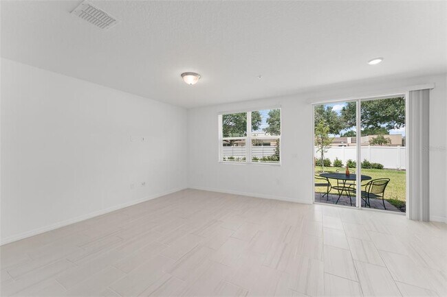 Building Photo - 2121 Crape Jasmine Ln