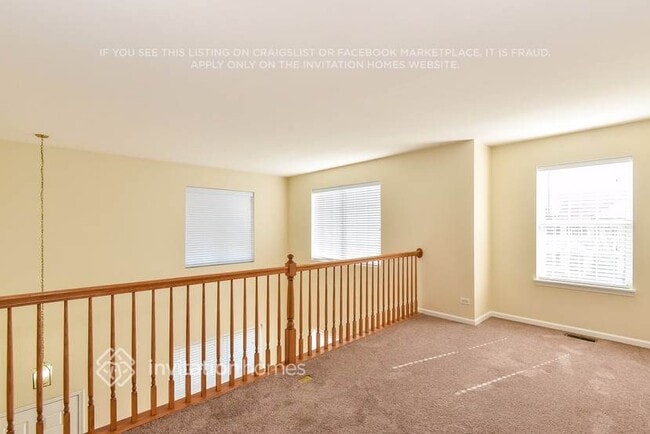 Building Photo - 2562 Hillsboro Blvd