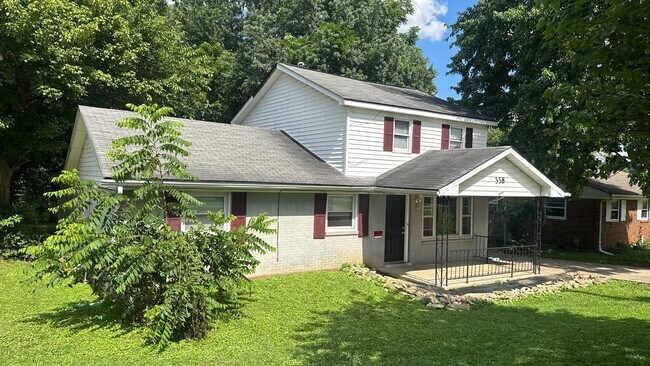 Building Photo - 338 N Skyline Dr