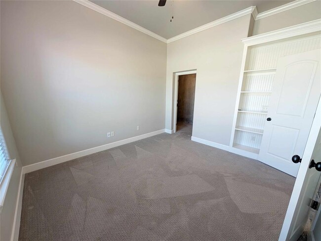 Building Photo - 17428 Locust Grove Ln