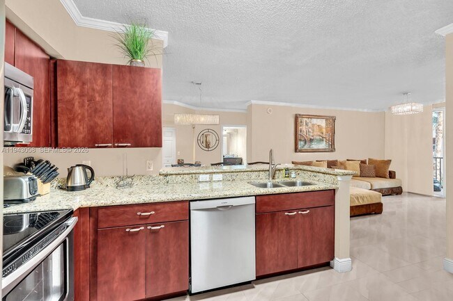 Building Photo - 17100 N Bay Rd