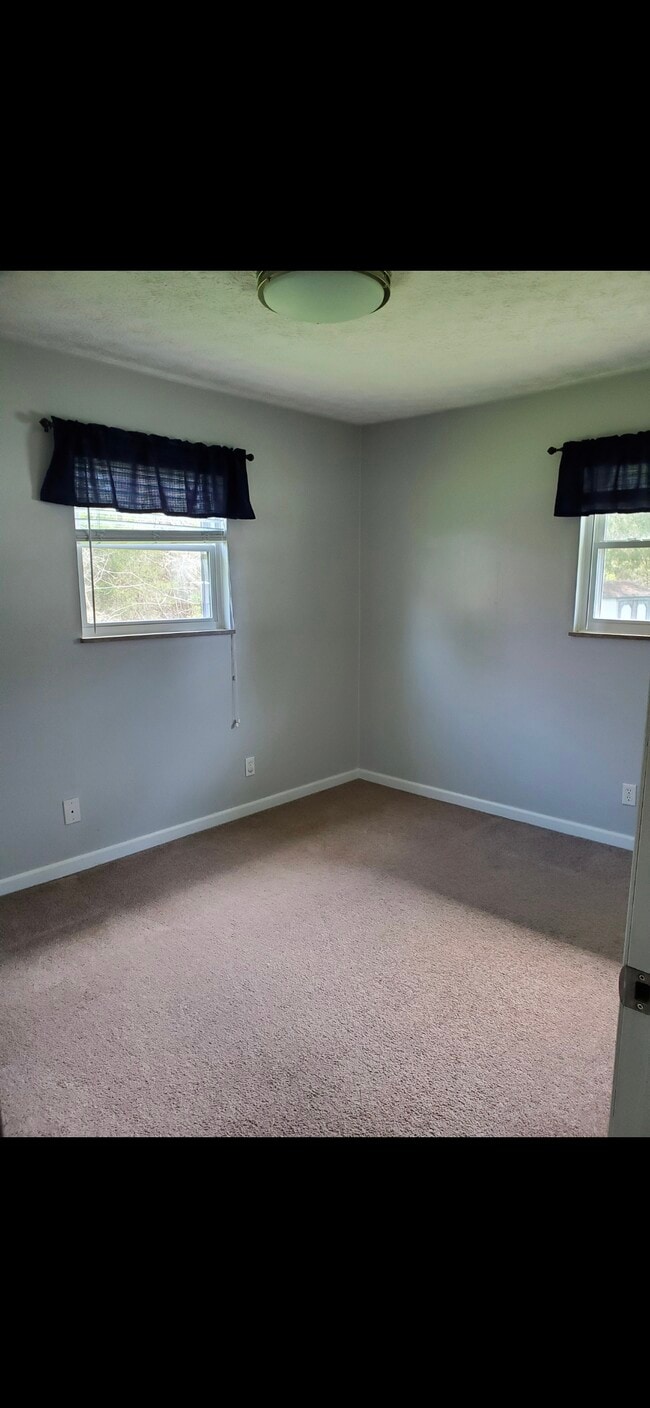 Building Photo - 1029 tazewell pike