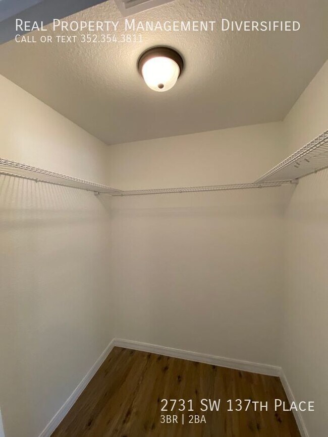 Building Photo - 2731 SW 137th Pl