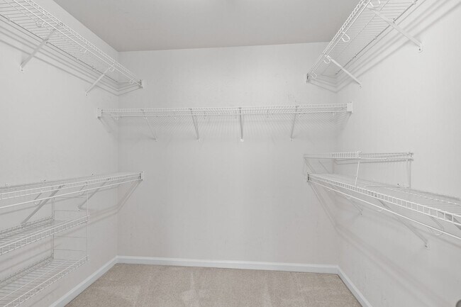 Building Photo - **Lovely 4/2.5 House in Wakefield Plantation**