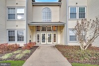 Building Photo - 204 Salem Ct