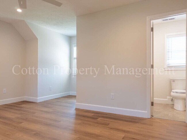 Building Photo - 4602 Terry Ln