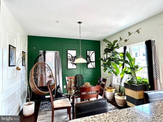 Building Photo - 11397 Sandhurst Pl