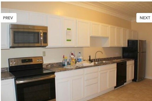 Kitchen - 327 Main St