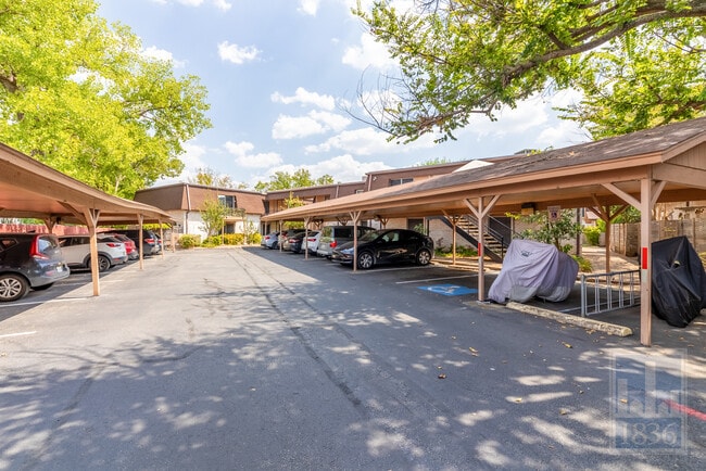 Building Photo - 7801 Shoal Creek Blvd