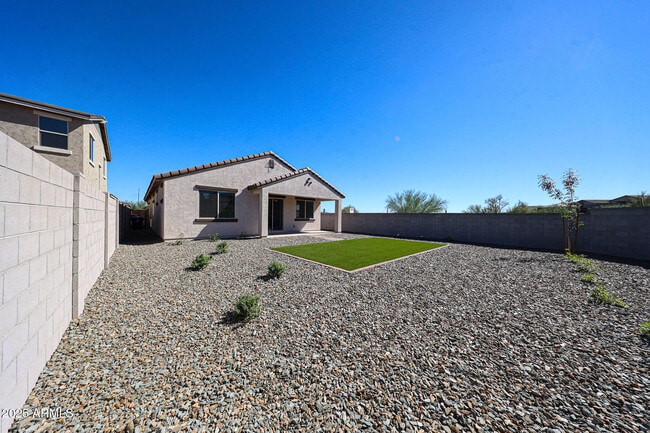 Building Photo - 28562 N 133rd Ln