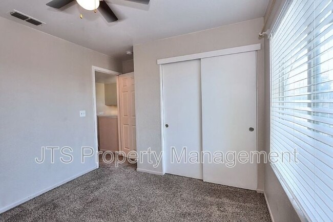 Building Photo - 6620 Verandah Ct