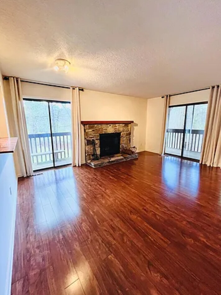 Building Photo - 119 Cedar Forest Trl