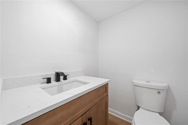 Building Photo - 4050 Daron Ct