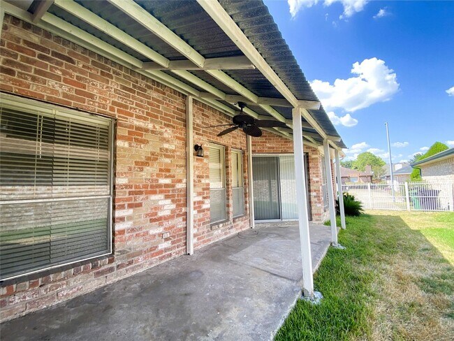 Building Photo - 9515 Hendon Ln