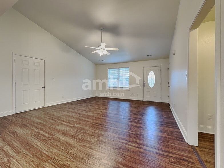 Building Photo - 6515 Mission Springs Ln