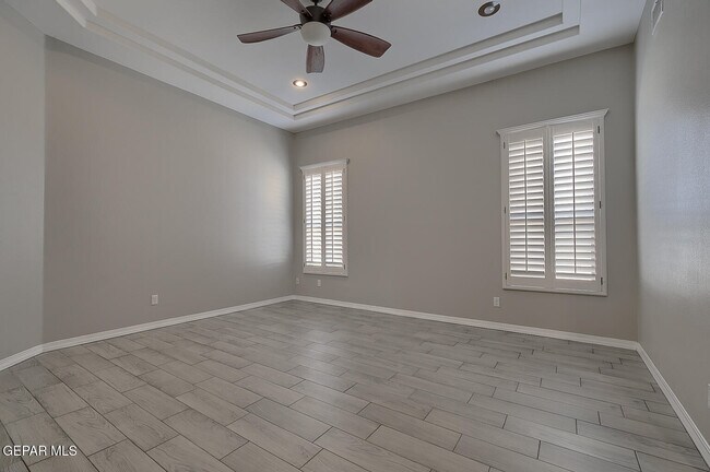 Building Photo - 14805 Holly Springs