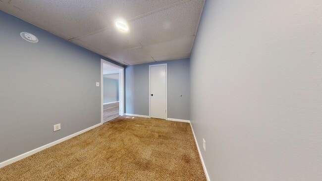 Building Photo - 221 W Union St