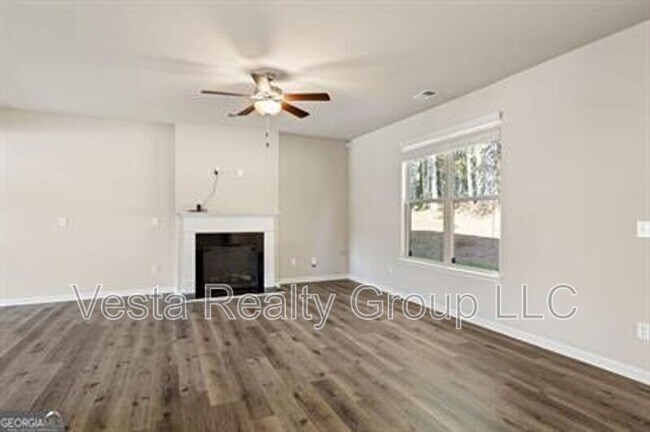 Building Photo - 121 Lexington Pl Dr