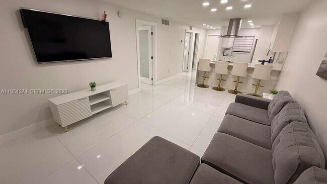 Building Photo - 6880 Abbott Ave