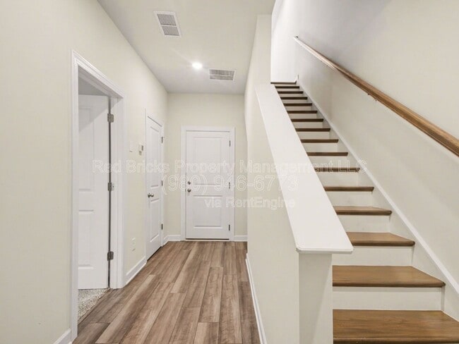 Building Photo - 4426 Millennium Ave