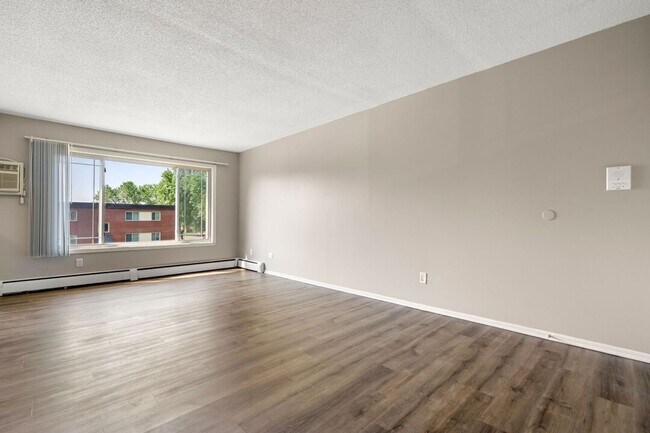 Building Photo - Granite City Apartments 2 Bedroom Apartment Home