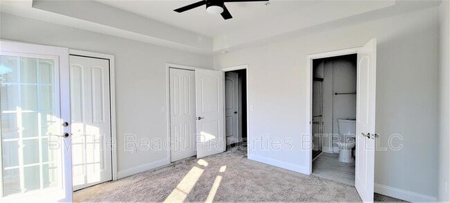 Building Photo - 812 Moen Place Unit C