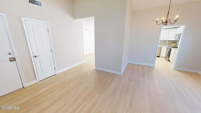 Building Photo - 89 Los Vientos Dr