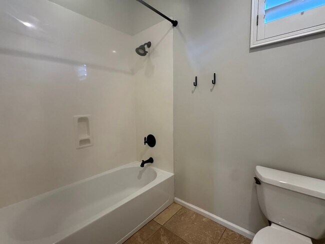 Building Photo - Resort-Style Phoenix Home with Pool, Outdo...