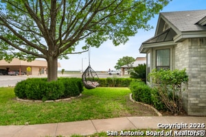 Building Photo - 109 Weeping Willow
