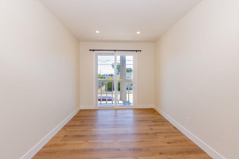 Building Photo - 214 S Branciforte Ave