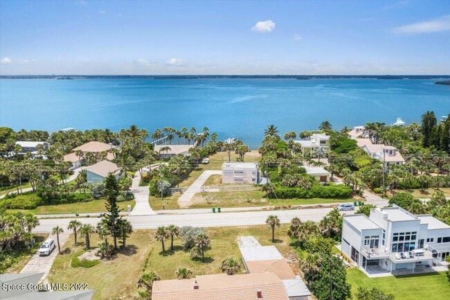 Building Photo - 7990 S Hwy A1A