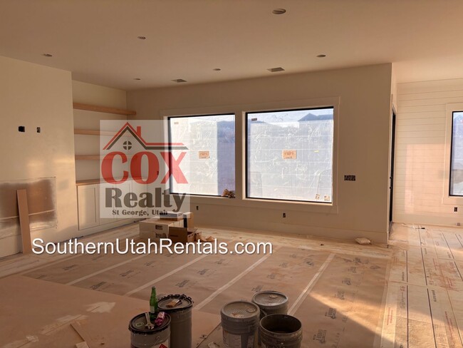 Building Photo - BRAND NEW 5 bed plus office | 3 bath | 3 c...