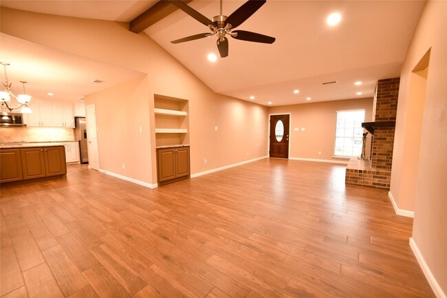 Building Photo - 217 Rachael Ln