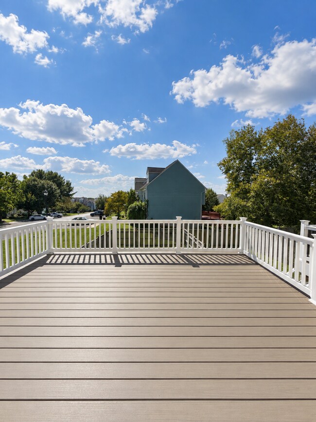 Building Photo - 3340 Garrison Cir