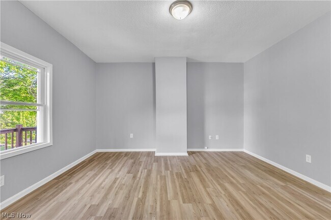 Building Photo - 1873 W 47th St