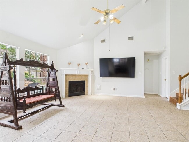 Building Photo - 27116 Monarch Woods Dr