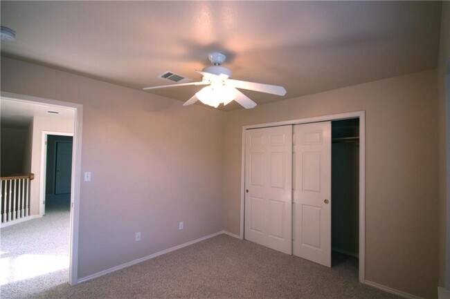 Building Photo - 1616 Chasewood Dr