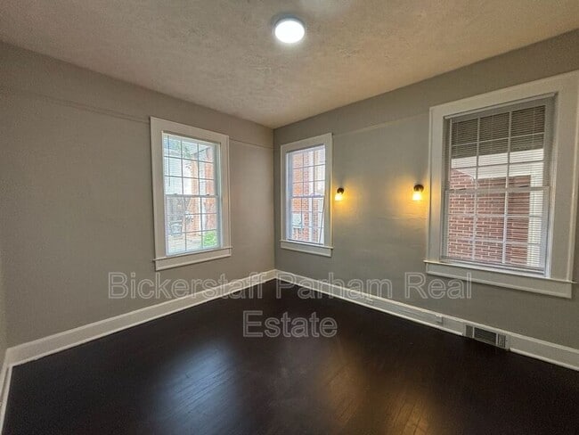 Building Photo - 1261 Cedar Ave