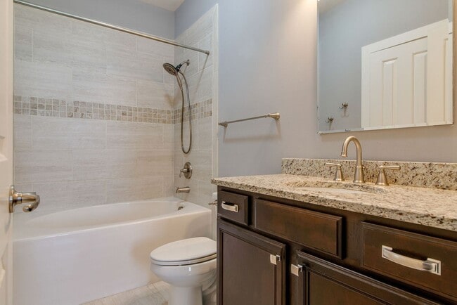 Building Photo - 3 bed 2.5 bath in Germantown, 1 Car Garage, Fenced Yard