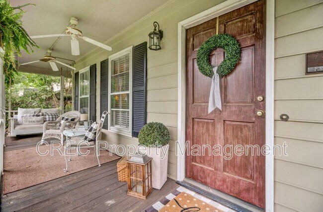 Building Photo - 109 Fort St