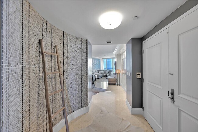 Building Photo - 3101 S Ocean Dr