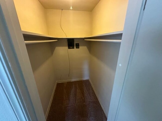 Building Photo - Beautiful 3 bedroom, 2 bath home located in Winter Park