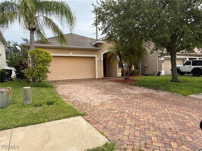 Building Photo - 8242 Silver Birch Way