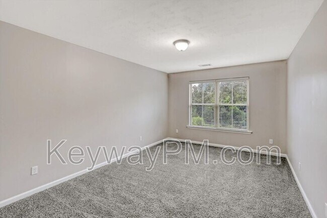 Building Photo - 219 Kickham Ln